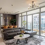 Landmark 81 Residences Suite